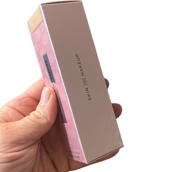 XX Revolution Glow Skin‎ FauXXdation Foundation FX6.5 - Picture 5 of 5